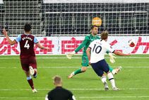 Tottenham 2 0 West Ham Kane Back In The Goals As Spurs Boost Champions League Hopes
