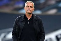 Jose Mourinho No Bench Spurs Draw Man Utd