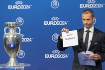 Uefa Extends Transfer Deadline Relaxes Ffp