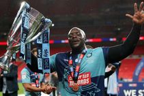 Klopp Akinfenwa Whatsapp Wycombe Championship Liverpool