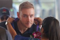 Stuart Broad Can End Up With 700 Wickets Shane Warne