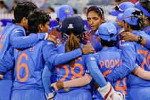 India Women Cricket Team Under Harmanpreet Kaur Should Handle Pressure Better Hemlata Kala