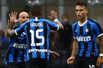 Inter 3 1 Torino Second Half Comeback Spares Handanovics Blushes