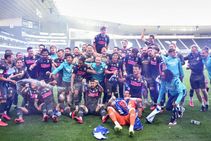 Championship Leeds Toast Title Glory After Downing Derby