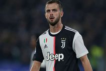 Barcelona Move Not Keeping Pjanic Out Of Juventus Team Sarri