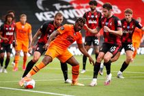 Premier League Review Inspired Saint Maximin Leaves Bournemouth Looking Doomed Leicester Slip Up A