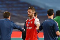 Mikel Arteta New Defender Arsenal Shkodran Mustafi Injury