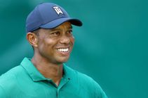 Fortunate Tiger Woods Improves Round Three Memorial Muirfield Village