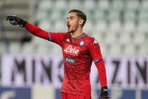 Man Utd Linked Meret Will Consider Leaving Napoli On Loan Says Agent