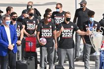 Bayern Munich In Subdued Return With Champions League Trophy