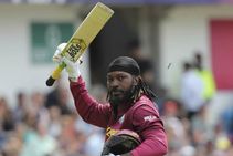 Cpl 2020 From Chris Gayle To Dwayne Bravo Know The Top Cpl Performers