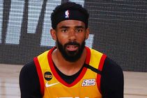 Mike Conley Leaves Nba Bubble Utah Jazz Birth Of Son