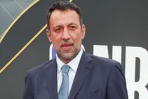 Vlade Divac Steps Down Sacramento Kings General Manager Joe Dumars In