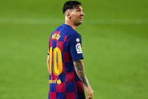 Rumour Has It Lionel Messi Doubt Barcelona Future Ronald Koeman Memphis Depay