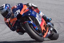 Motogp 2020 Oliveira Didn T Try To Overtake Anyone In Stunning Final Corner That Sealed First Win