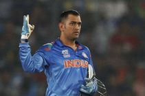 Ms Dhoni Retires Hussain Atherton Pay Tribute To Best White Ball Captain Ever