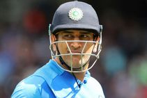 Ms Dhoni Retires Msd Leaves Cricketing World Overwhelmed With Emotions