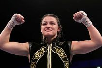 Katie Taylor Undisputed Lightweight Champion Beats Delfine Persoon