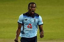 England Vs Australia 2nd Odi Highlights Visitors Batting Collapse Sets Up Series Decider At Old T