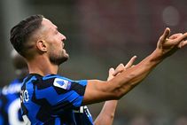 Inter Beat Fiorentina In Serie A Thriller Ribery Lukaku And Dambrosio Star