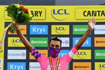 Tour De France Daniel Martinez First Stage Win Primoz Roglic Stays In Yellow Jersey