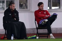 Wales Ryan Giggs Gareth Bale Substitution Half Time Planned