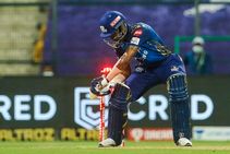 Ipl 2020 Vinod Kambli Trolls Hardik Pandya As Mumbai Indians Batter Gets Dismissed In Bizarre Way