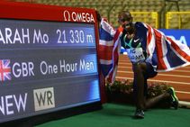 Mo Farah Breaks One Hour World Record Diamond League