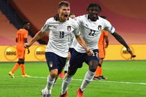 Netherlands 0 1 Italy Barella Sends Azzurri Top Of Group A