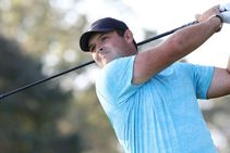 Reed Claims Us Open Lead As Tiger Spieth And Mickelson Miss Cut