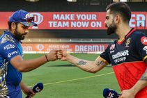 Ipl 2020 10 Matches And The Season Has Already Witnessed Two Super Overs 153 Sixes Mammoth Scores