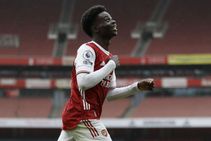 Arsenal 2 1 Sheffield United Saka Pepe See Gunners Blunt Blades