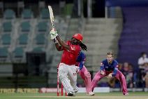 Ipl 2020 Kxip Vs Rr Gayle Smashes 1000 T20 Sixes As Rahul Maxwell And Pooran Cross Milestones