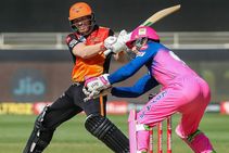 Ipl 2020 Srh Vs Rr 1st Innings Warner Pandey Guide Hyderabad To 158 
