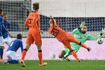 Italy Netherlands Report Donny Van De Beek Off The Mark Poland Top Nations League Group A