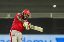 Chris Gayle Hits First Six Of Super Over But Says This Player Is Kings Xi Punjab S Real Star