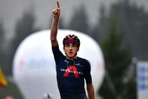 Giro Ditalia Tao Geoghegan Hart Wins Stage 15 Team Ineos