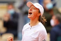 French Open 2020 Sensational Swiatek Crushes Kenin To Claim First Grand Slam Title