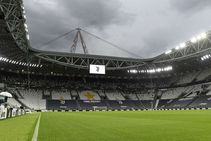 Juventus May Be Awarded Serie A Win After Napoli Refuse To Travel