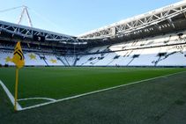 Juventus Napoli Postponements Fears Covid 19 Cases