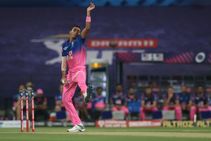 Ipl 2020 Rr Vs Mi U 19 Star Kartik Tyagi Makes His Debut For Rajasthan Dismisses Quinton De Kock