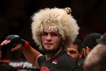 Ufc 254 Results Khabib Nurmagomedov Submits Justin Gaethje And Announces His Retirement