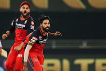 Ipl 2021 Rcb To Arrange Chartered Flight For Virat Kohli Siraj Duo To Fly Out Of England On Saturday