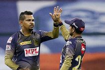 Ipl 2020 Match 42 Kkr Vs Dc Delhi Capitals Win Toss To Bowl Both Teams Ring In Two Changes Each