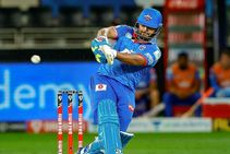 Rishabh Pant Completes 2 000 Runs In Ipl