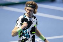 Rublev Cruises In Vienna Shapovalov Injured Monfils Crash Out