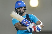 Shreyas Iyer Suffers Shoulder Injury Delhi Capitals Captain S Ipl 2020 Future To Know On Thursday