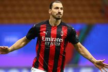 Milan 3 3 Roma Ibrahimovic Scores Twice Rossoneri Held In Thriller