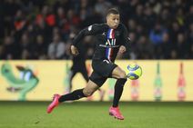 Paris Saint Germain Nantes Ligue 1 Report Ander Herrera Kylian Mbappe On Target