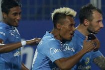 Isl 2020 21 Fc Goa Vs Mumbai City Fc Last Ditch Penalty Gives Lobera The Last Laugh Over Goa